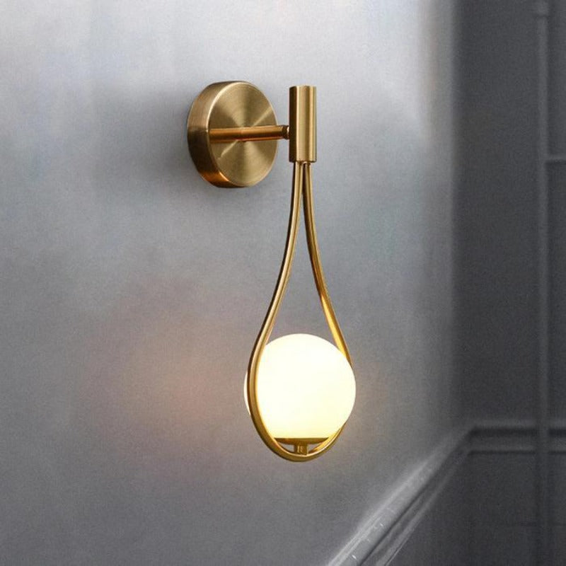 Drape Lis Wall Light