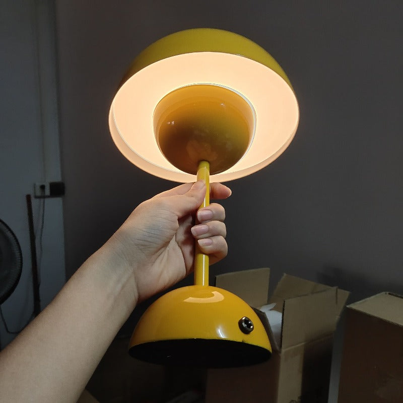 Classy Nordic Decoration Table Lamp