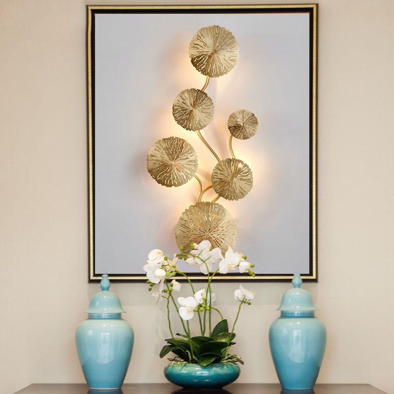 Golden Lotus Leaf Lustre Wall Lamp