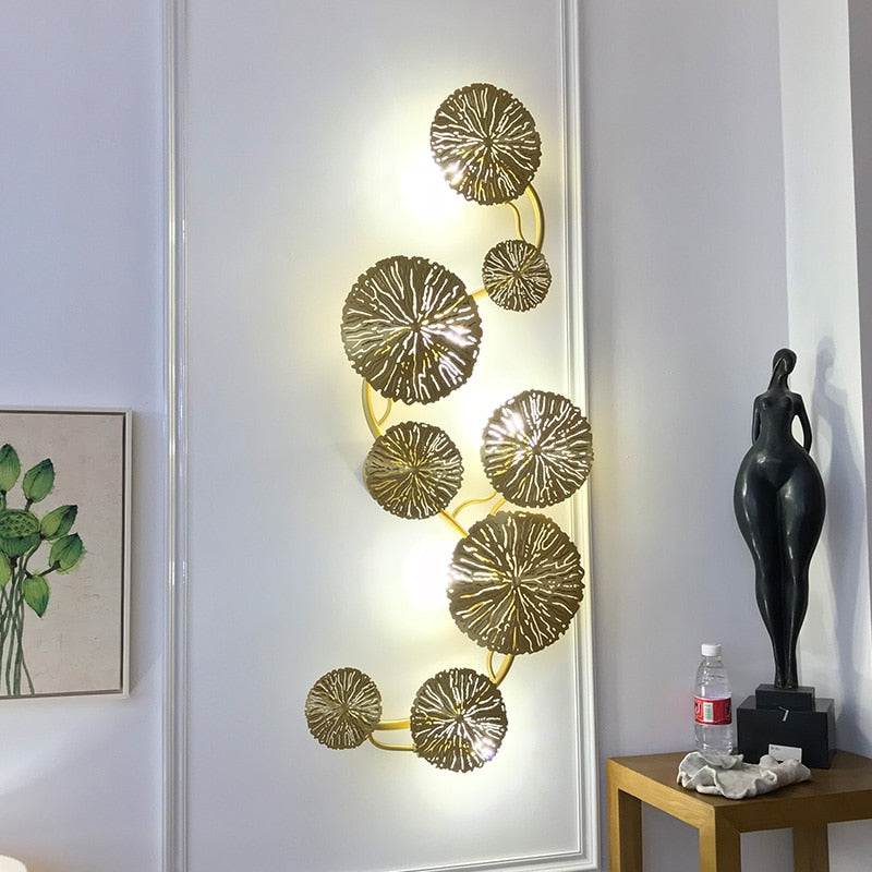 Golden Lotus Leaf Lustre Wall Lamp