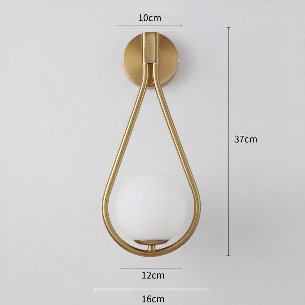 Modern Nordic wall lamp in metal